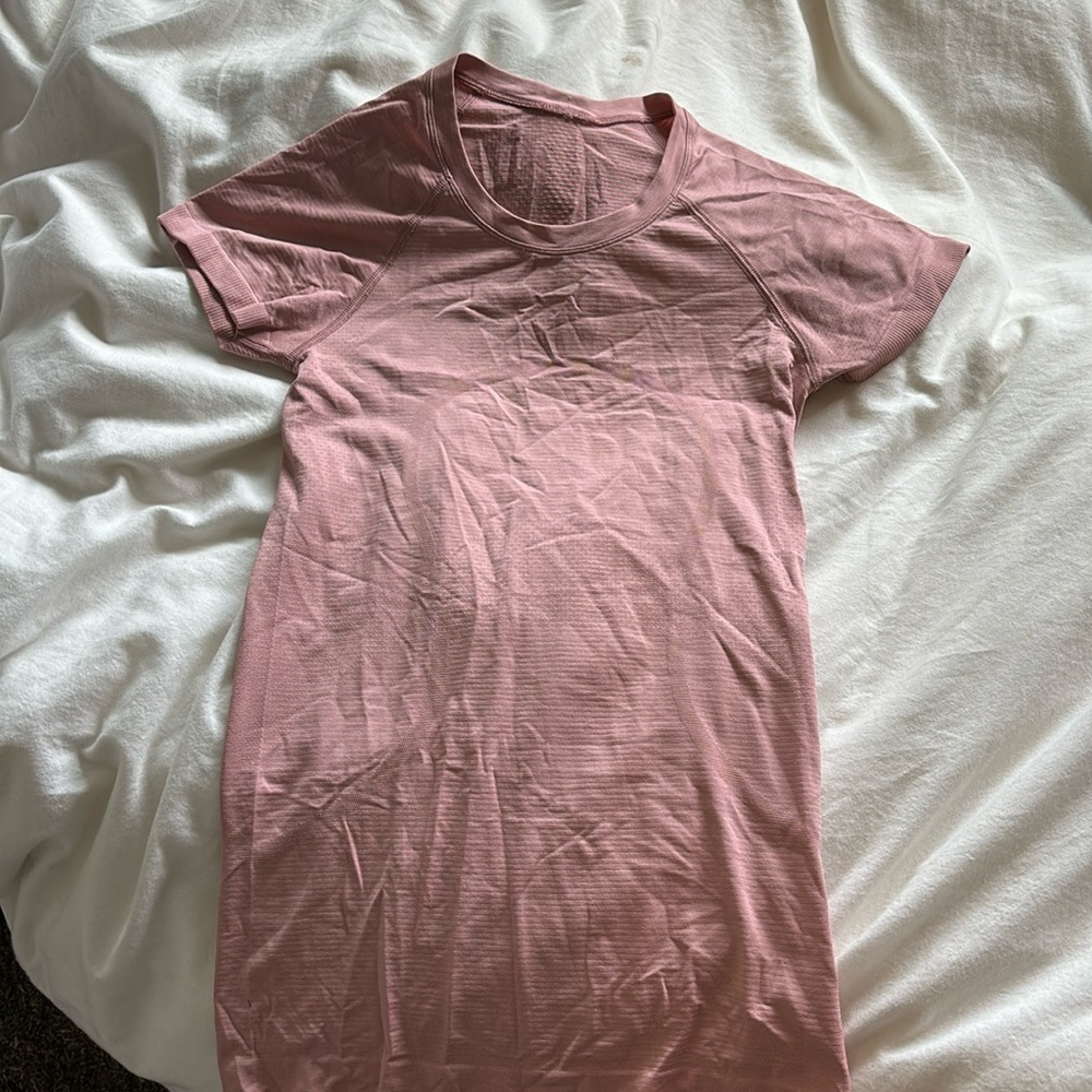 Rose colored Run Swiftly shirt lululemon